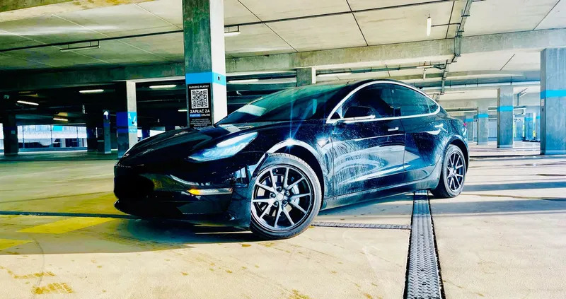 tesla model 3 Tesla Model 3 cena 110000 przebieg: 117000, rok produkcji 2018 z Wrocław